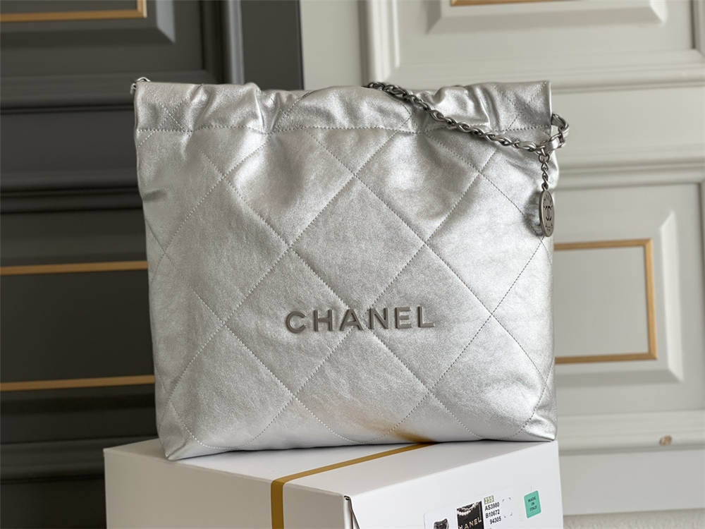 Chanel 22 bag 35cm small 2025 new 